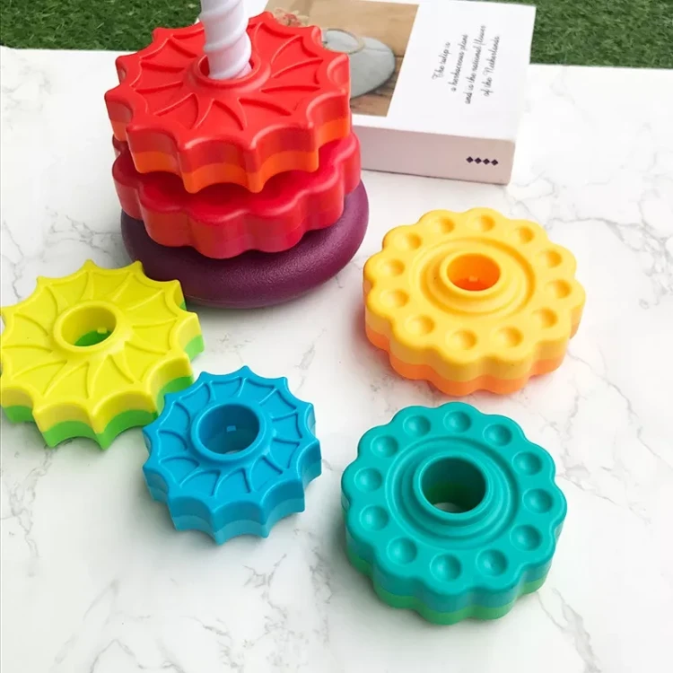 Tęczowa Wieża Rainbow Tower 40 cm – Edukacyjna Piramida Sensoryczna Montessori