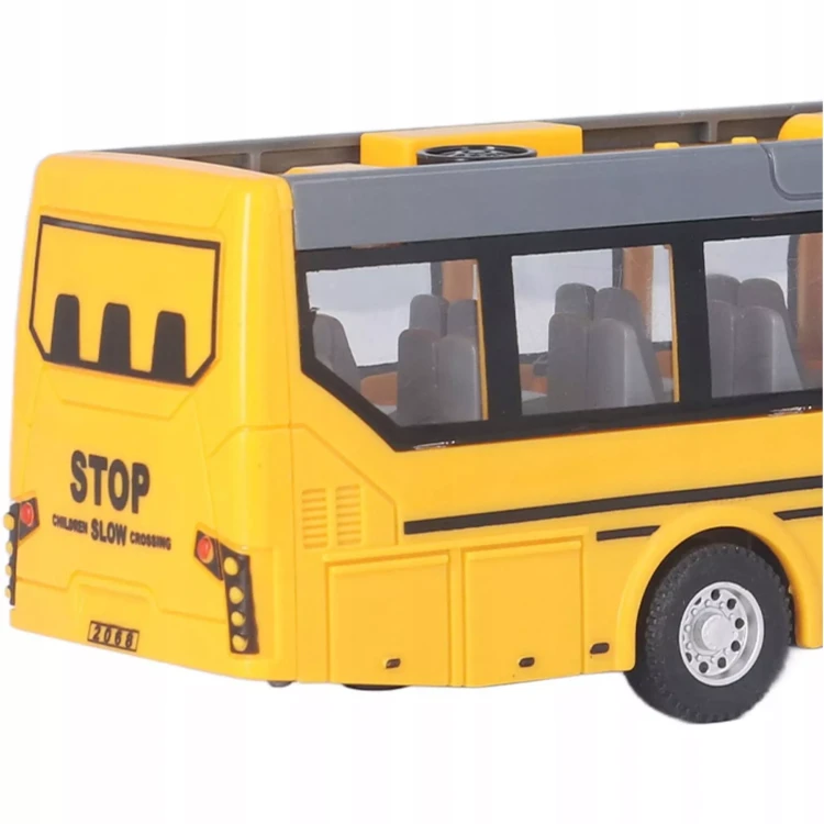 Szkolny Autobus Zdalnie Sterowany (Skala 1:32) – Żółty Bus z Pilotem i Światłami LED