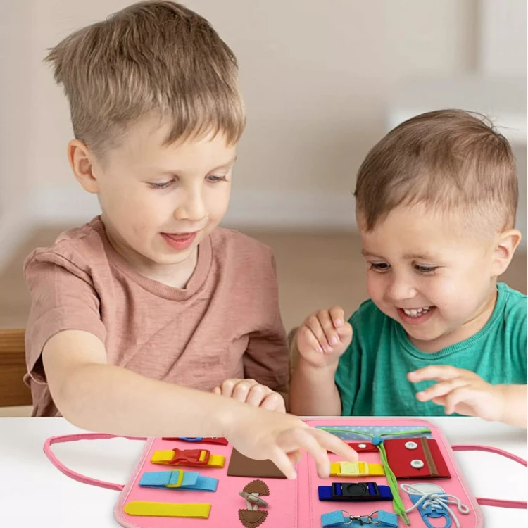 Edukacyjna Tablica Manipulacyjna w Formie Książeczki – Filcowa Walizka Sensoryczna