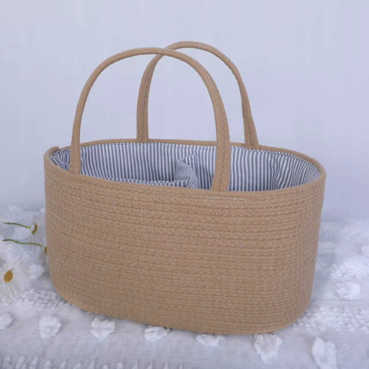 Stylowy Organizer na Pieluszki i Torba dla Mamy – Elegancja, Pojemność i Porządek w Jednym- brązowa